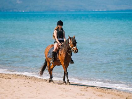 Майски празници в ATLANTIQUE HOLIDAY CLUB 3*, с автобус от Варна - 7 нощувки, вкл. разходка с корабче